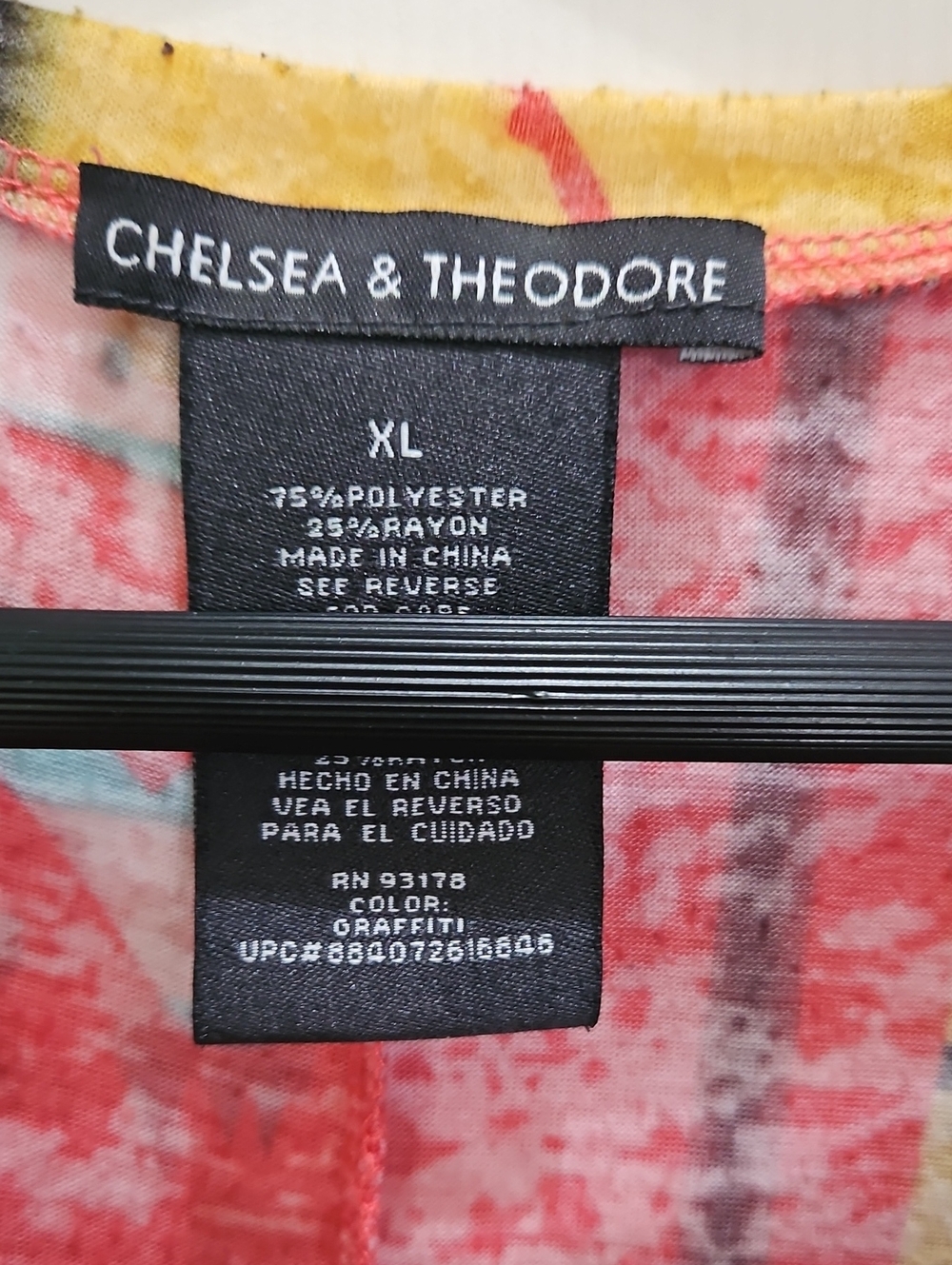Chelsea & Theodore Multi Abstract Asymmetrical Hemline Top Sz XL - Picture 3 of 6